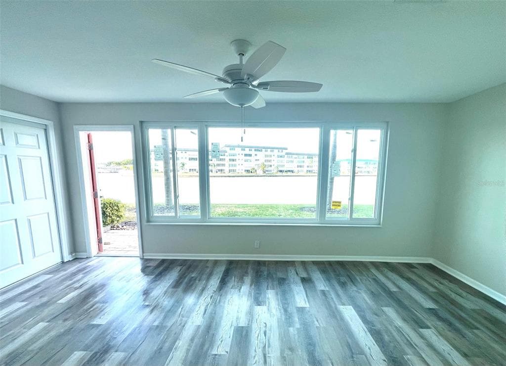 6025 SHORE BOULEVARD S UNIT 105 GULFPORT, FL 33707