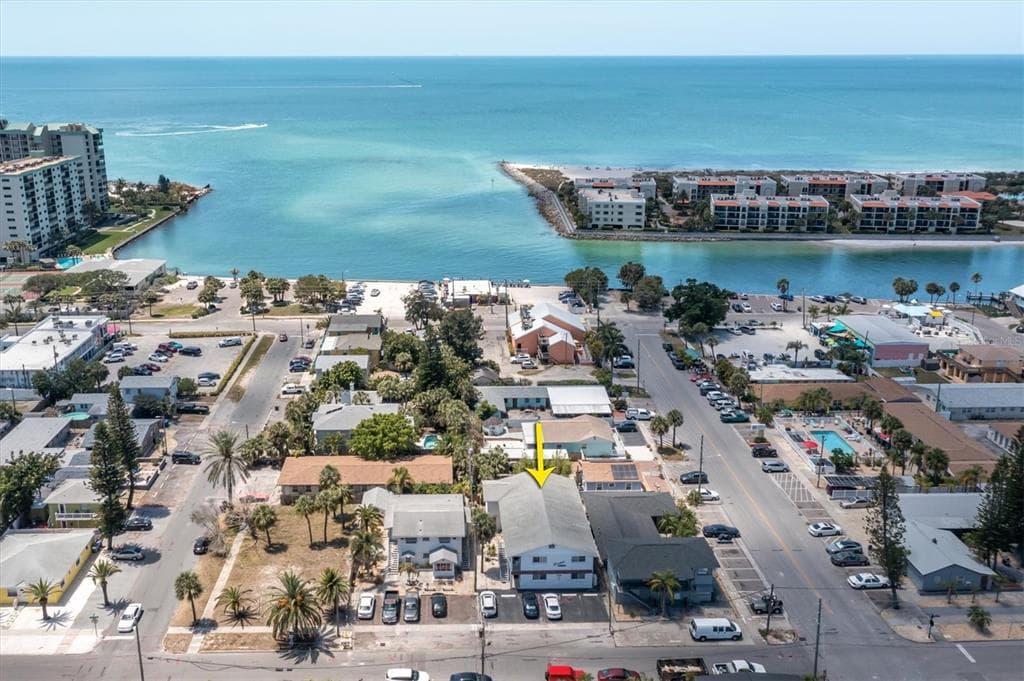 7338 COQUINA WAY UNIT 3 ST PETE BEACH, FL 33706