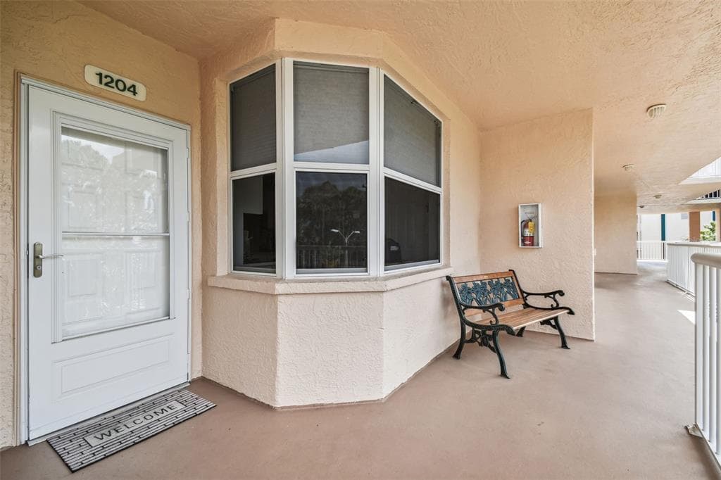 6205 SHORELINE DRIVE UNIT 1204 ST PETERSBURG, FL 33708