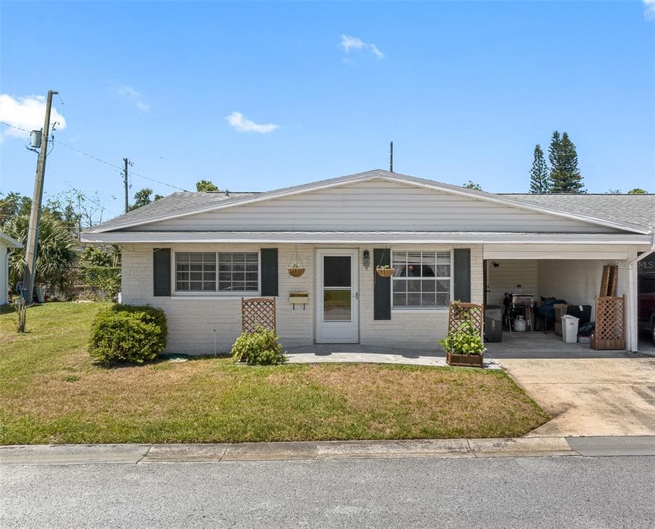 10008 TULIP STREET N PINELLAS PARK, FL 33782