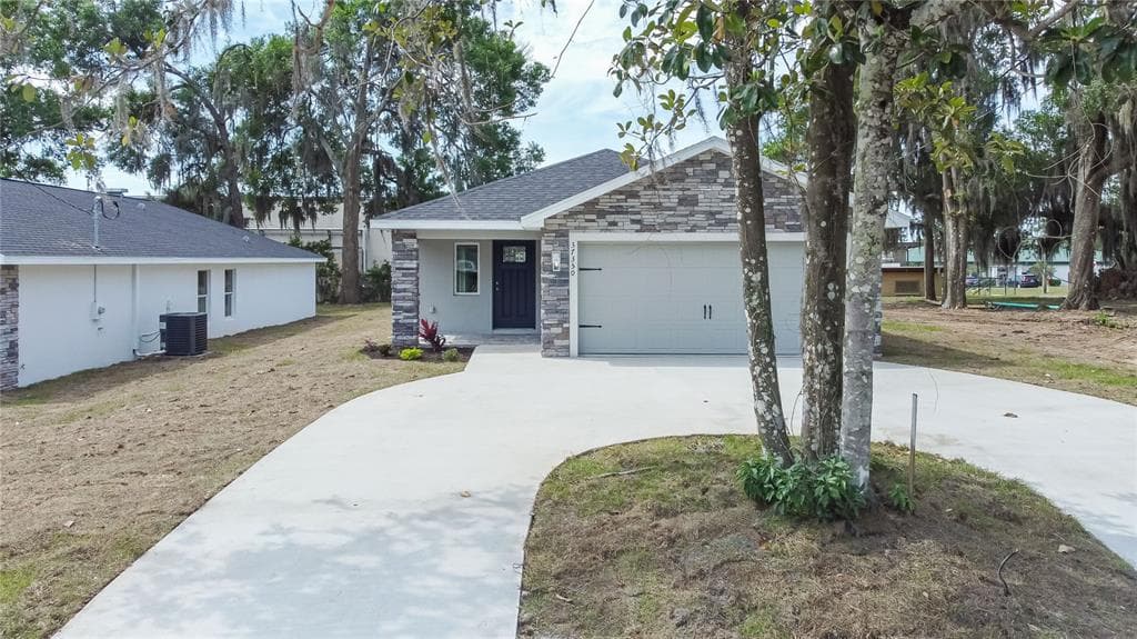 37350 HOWARD AVENUE DADE CITY, FL 33525