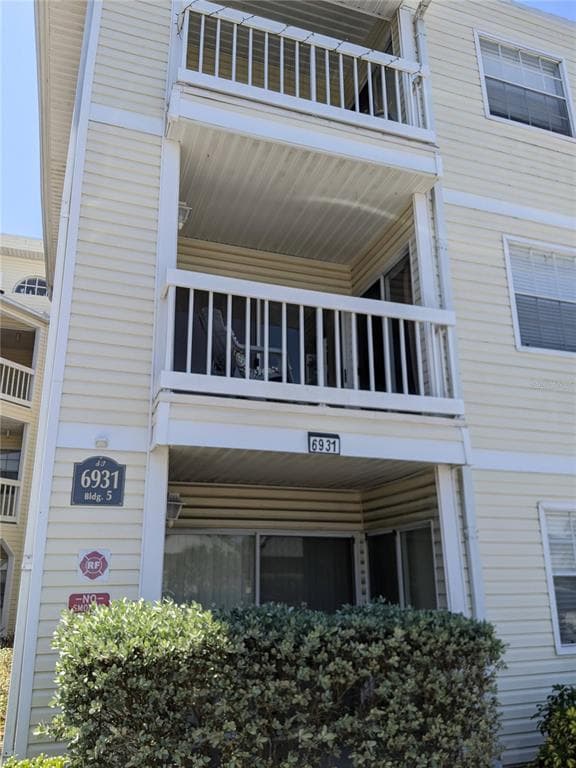 6931 STONES THROW UNIT 5210 ST PETERSBURG, FL 33710