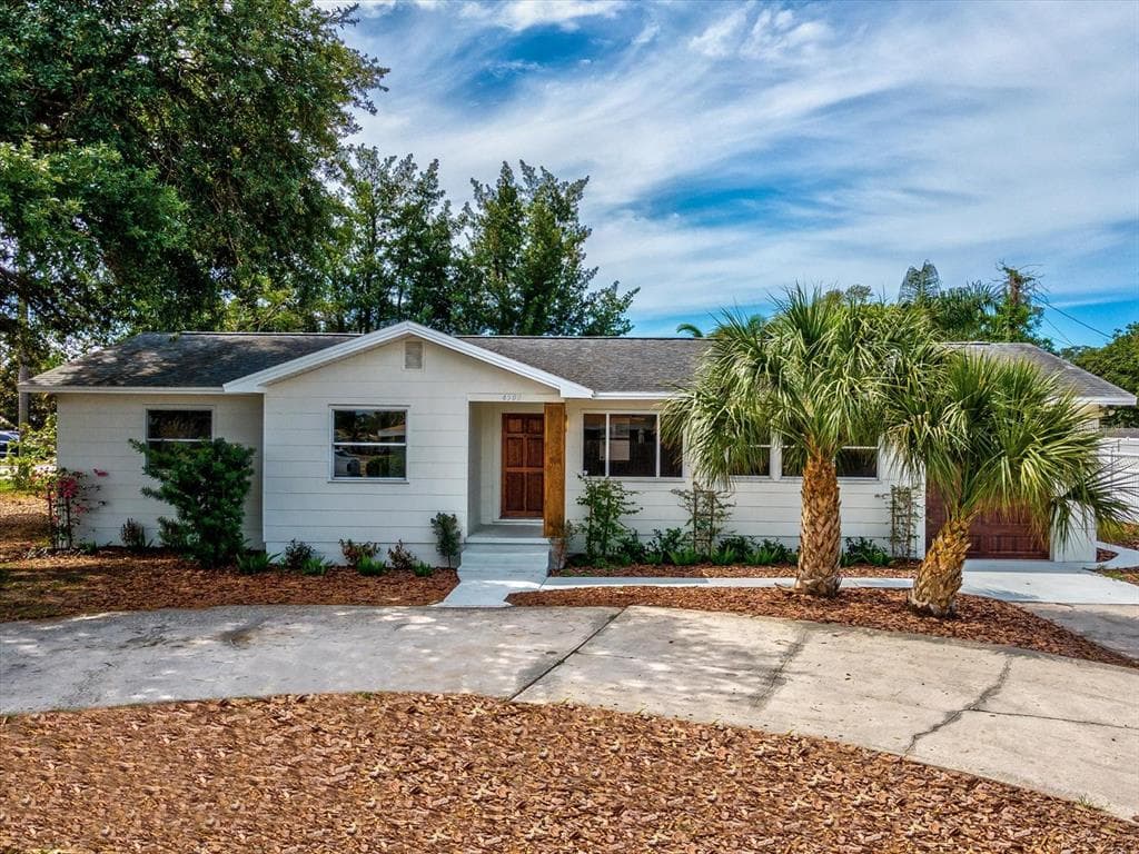 4500 15TH AVENUE N ST PETERSBURG, FL 33713