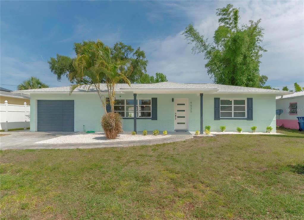 9935 48TH AVENUE N ST PETERSBURG, FL 33708