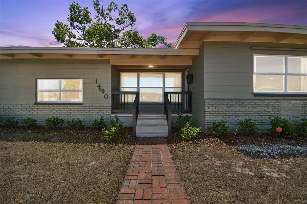 1490 47TH STREET N ST PETERSBURG, FL 33713
