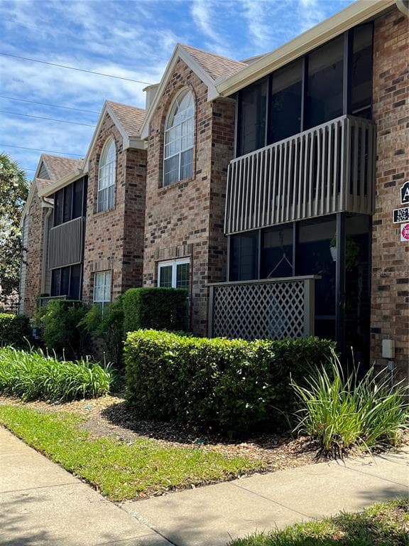 2500 WINDING CREEK BOULEVARD UNIT A204 CLEARWATER, FL 33761