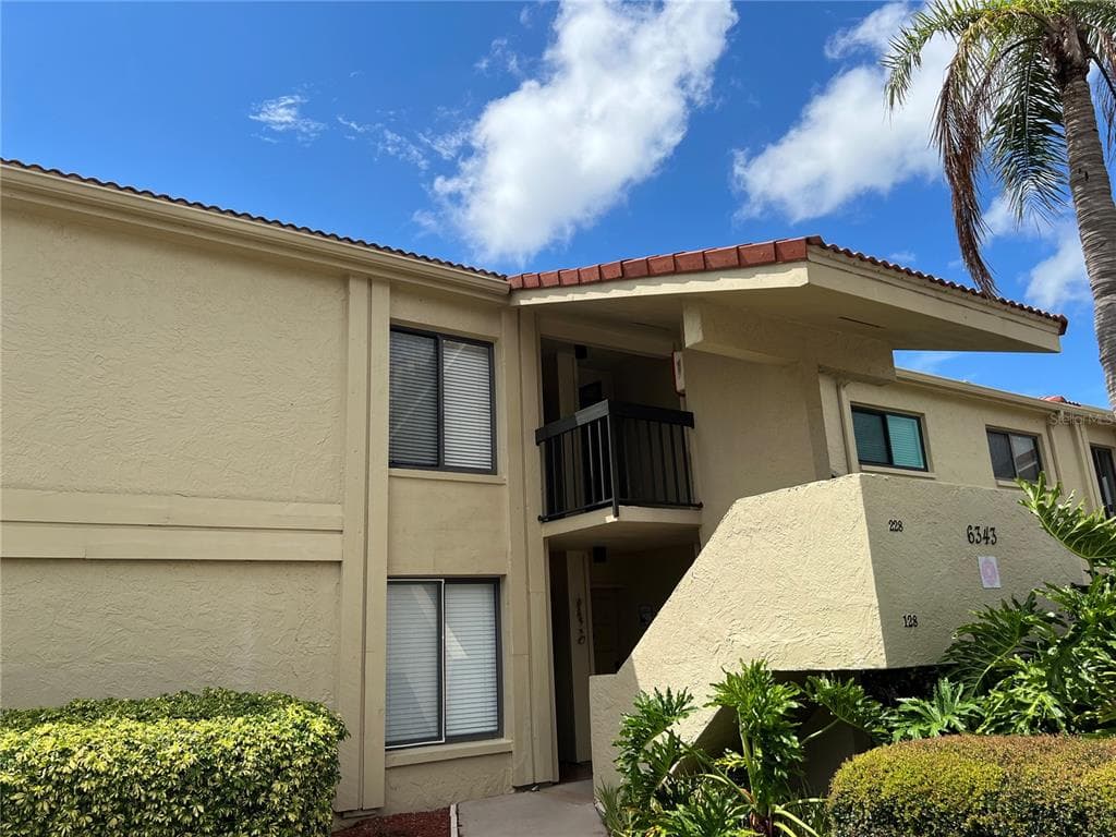 6343 PALMA DEL MAR BOULEVARD S UNIT 228 ST PETERSBURG, FL 33715