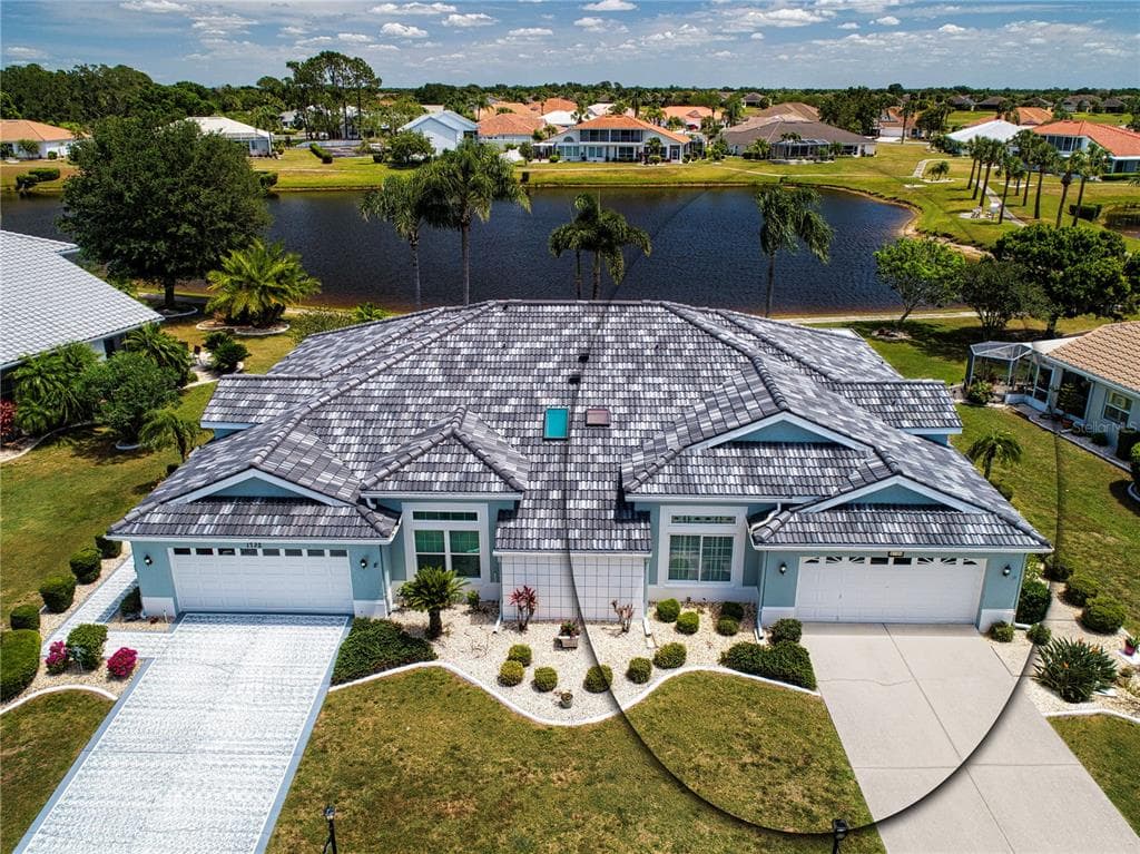 1734 S PEBBLE BEACH BOULEVARD SUN CITY CENTER, FL 33573