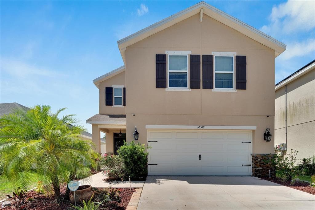 10519 WHISPERING HAMMOCK DRIVE