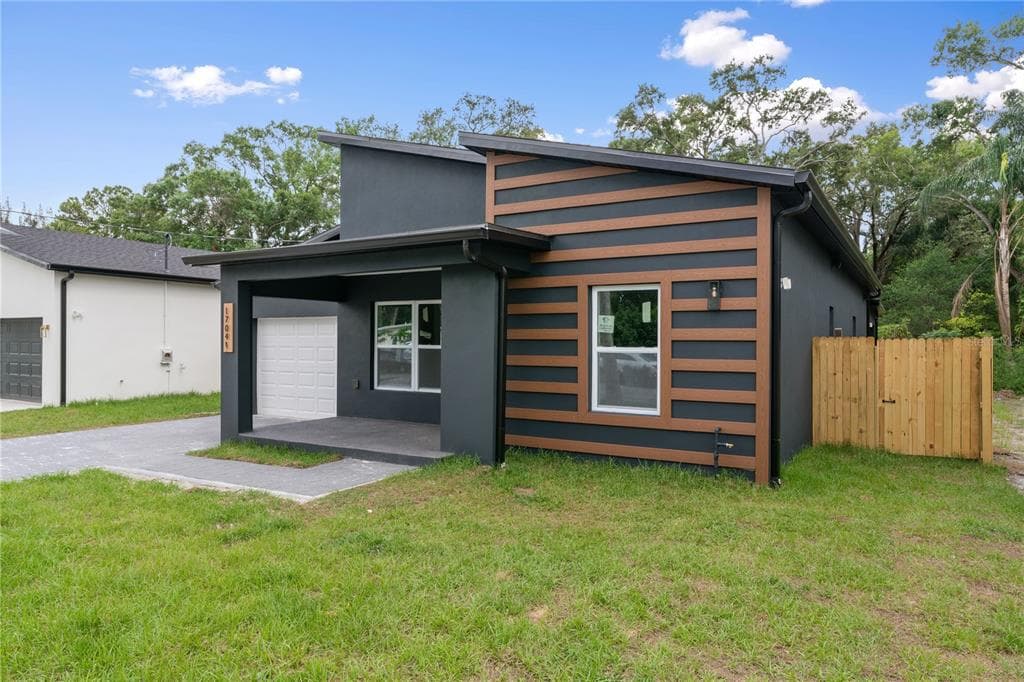 1704 W HANNA AVENUE UNIT 1/2 TAMPA, FL 33604