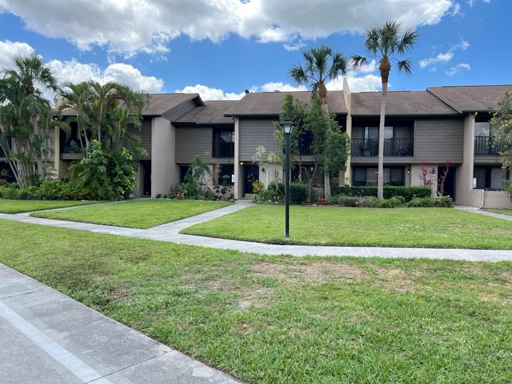 894 SUNRIDGE DRIVE UNIT 894 SARASOTA, FL 34234