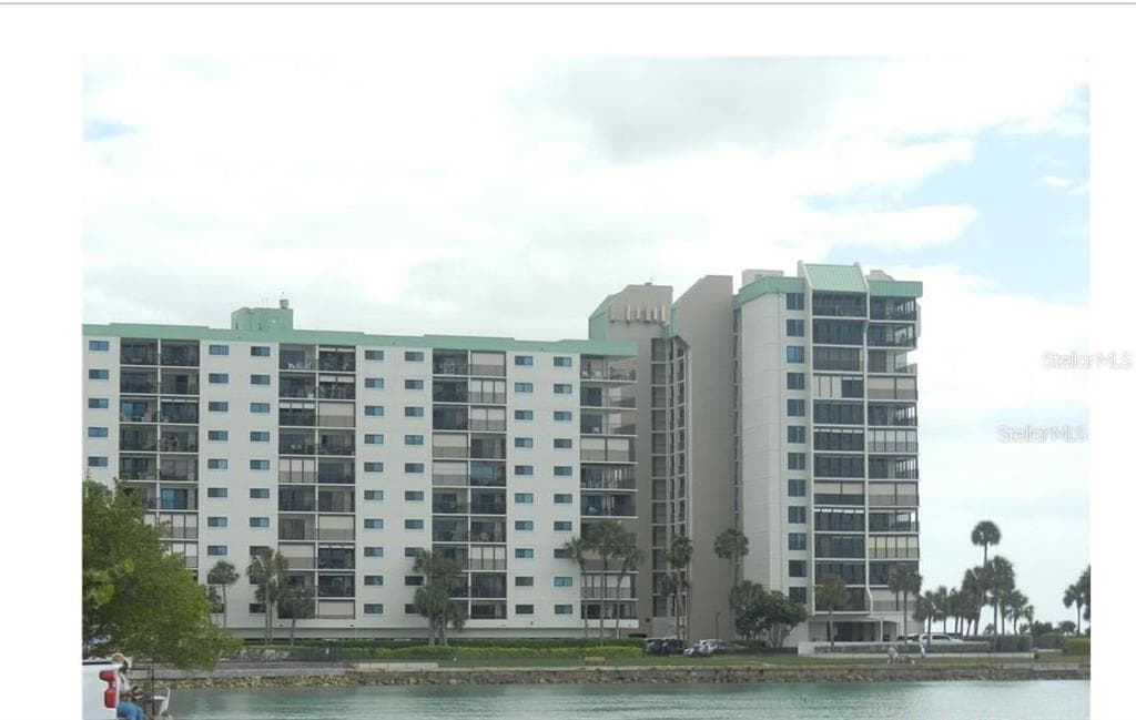 7150 SUNSET WAY UNIT 203 ST PETE BEACH, FL 33706