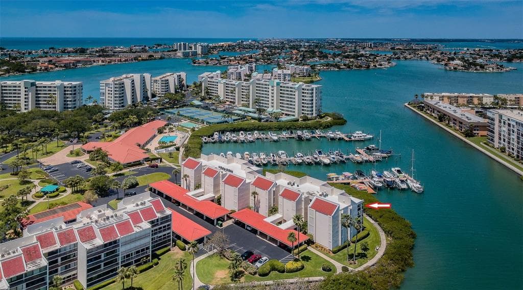 7903 SAILBOAT KEY BOULEVARD S UNIT 401 SOUTH PASADENA, FL 33707