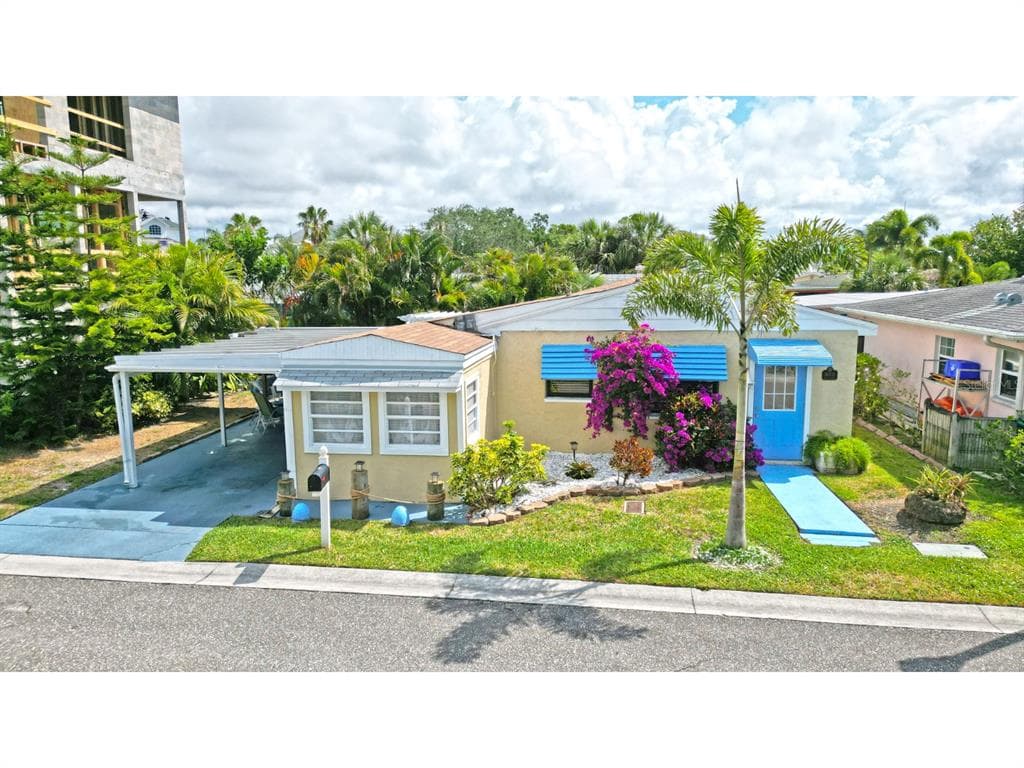 18005 3RD STREET E REDINGTON SHORES, FL 33708