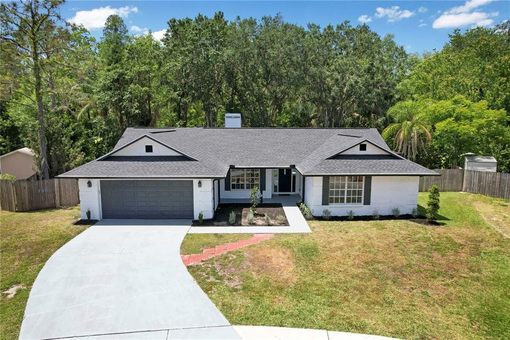 3423 BLOOMINGDALE OAKS DRIVE