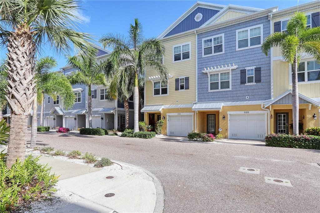 3131 MOORINGS DRIVE S
