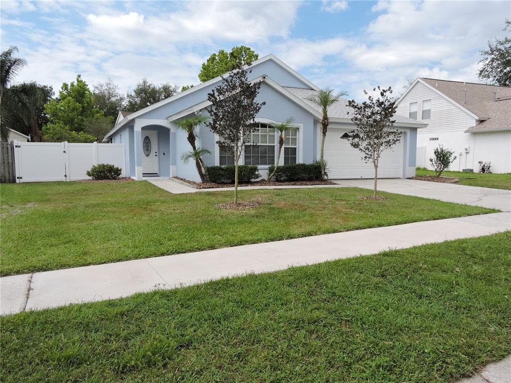 24136 LAKERUSH COURT LUTZ, FL 33559