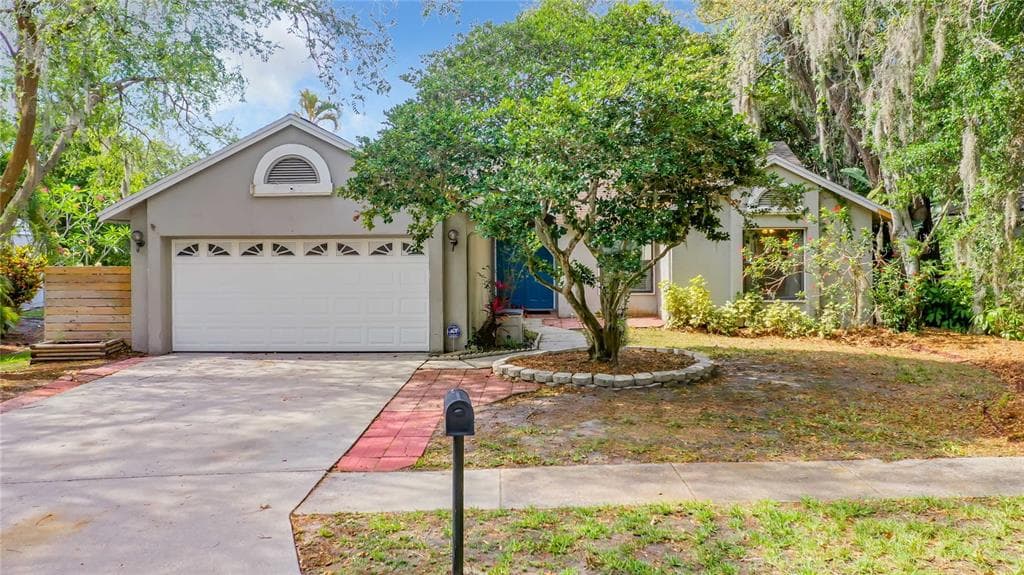 3006 LONGBROOKE WAY