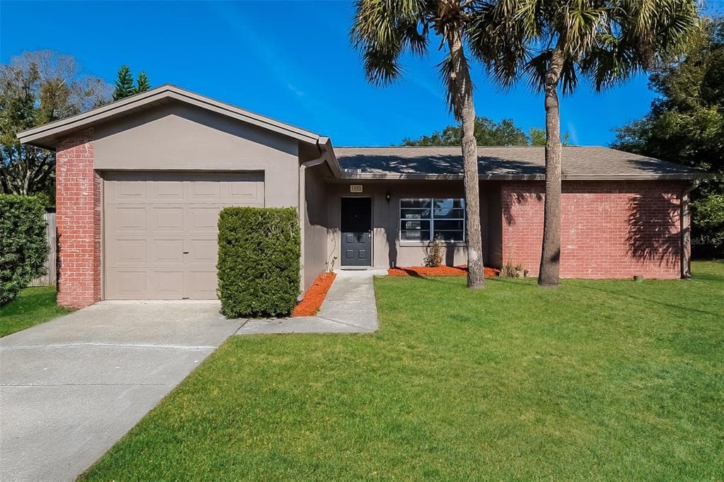 1002 PINEHAVEN COURT BRANDON, FL 33511