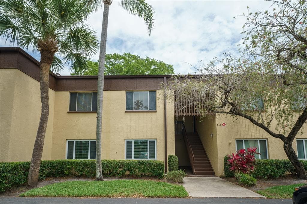 625 N KEENE ROAD UNIT T-15 CLEARWATER, FL 33755