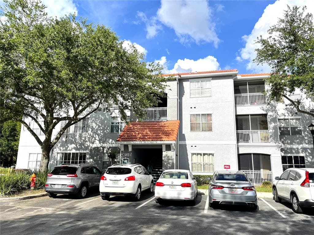 18001 RICHMOND PLACE DRIVE UNIT 131 TAMPA, FL 33647