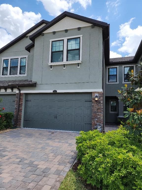 4712 LAGONA LANE WESLEY CHAPEL, FL 33543