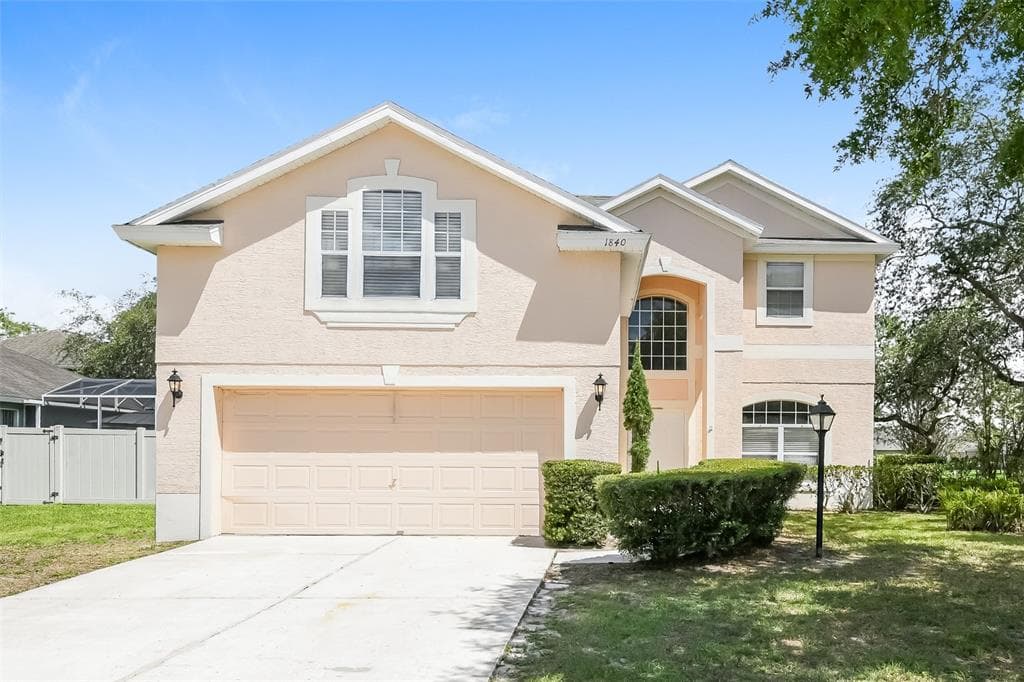1840 SPARKLING WATER CIRCLE OCOEE, FL 34761