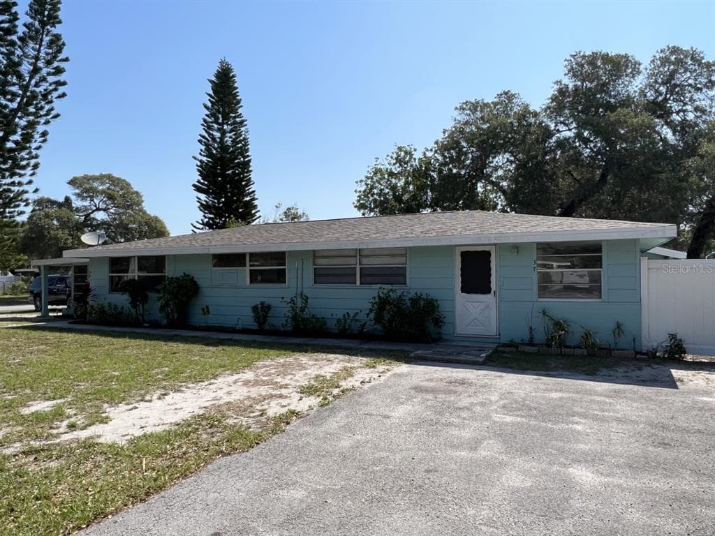 37 MILWAUKEE AVENUE DUNEDIN, FL 34698