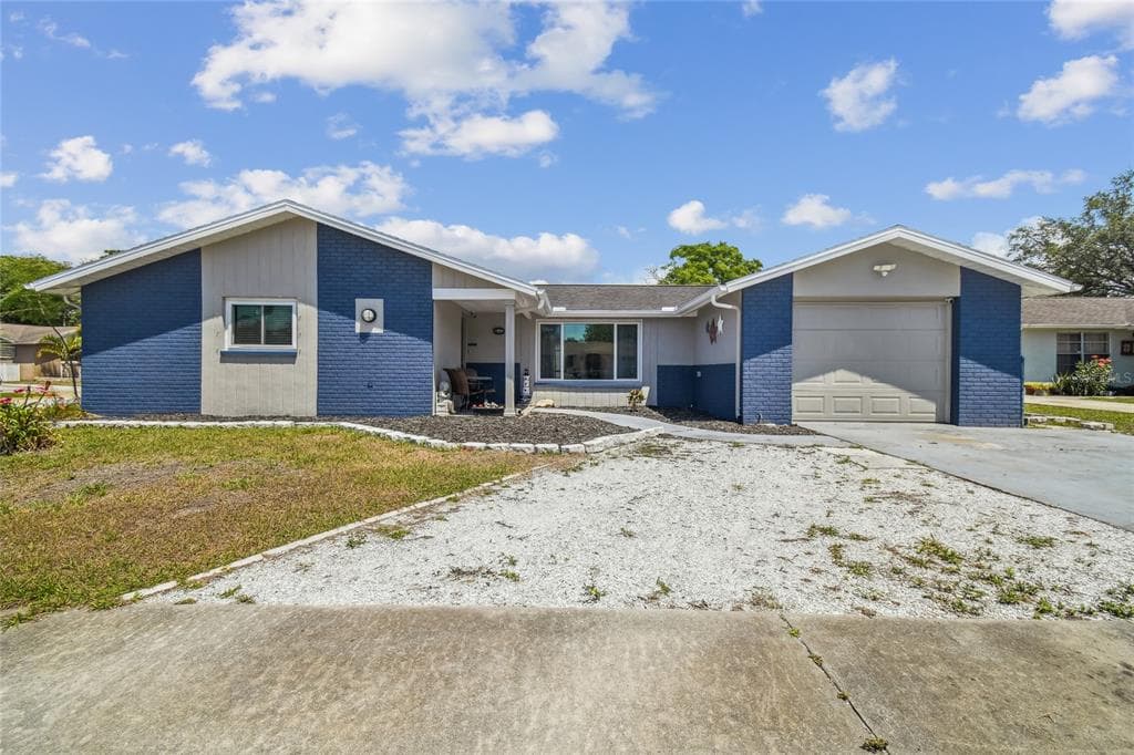 4244 BELLE ISLE COURT NEW PORT RICHEY, FL 34653