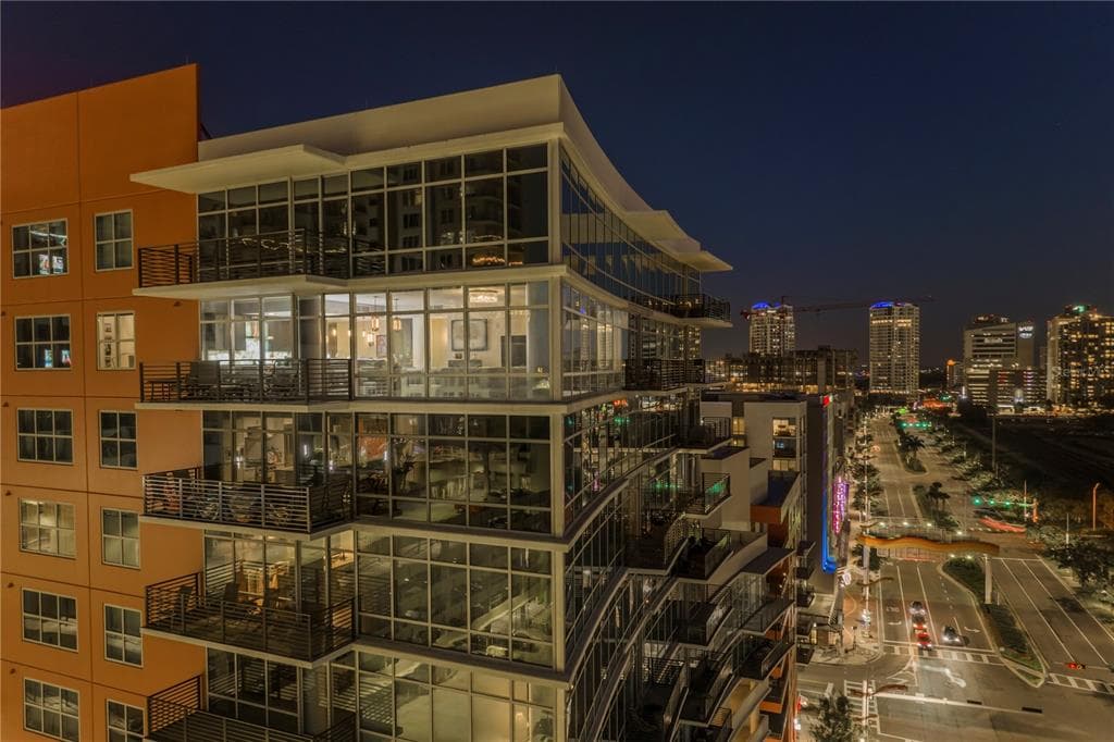 1120 E KENNEDY BOULEVARD UNIT 1416 TAMPA, FL 33602
