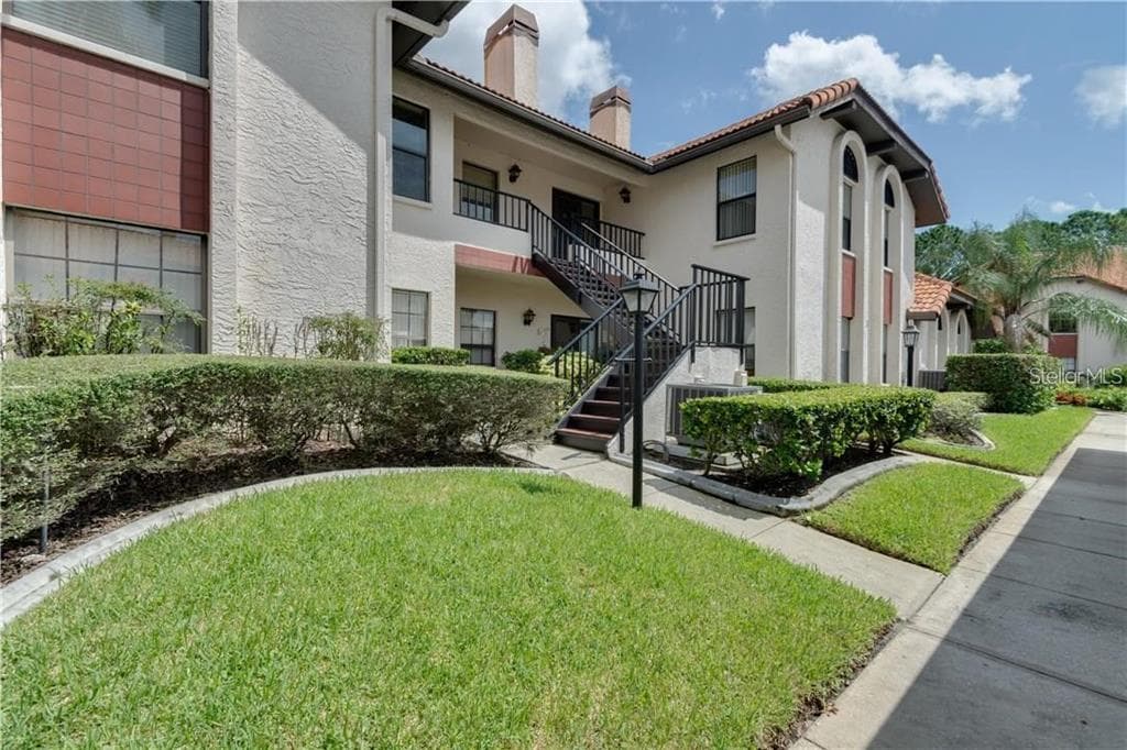 2640 ENTERPRISE ROAD E UNIT B25 CLEARWATER, FL 33759