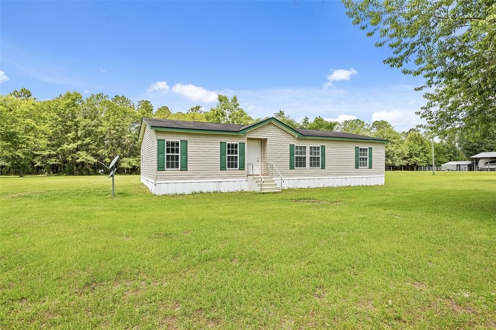 310 HORSE WAY SW LAKE CITY, FL 32024