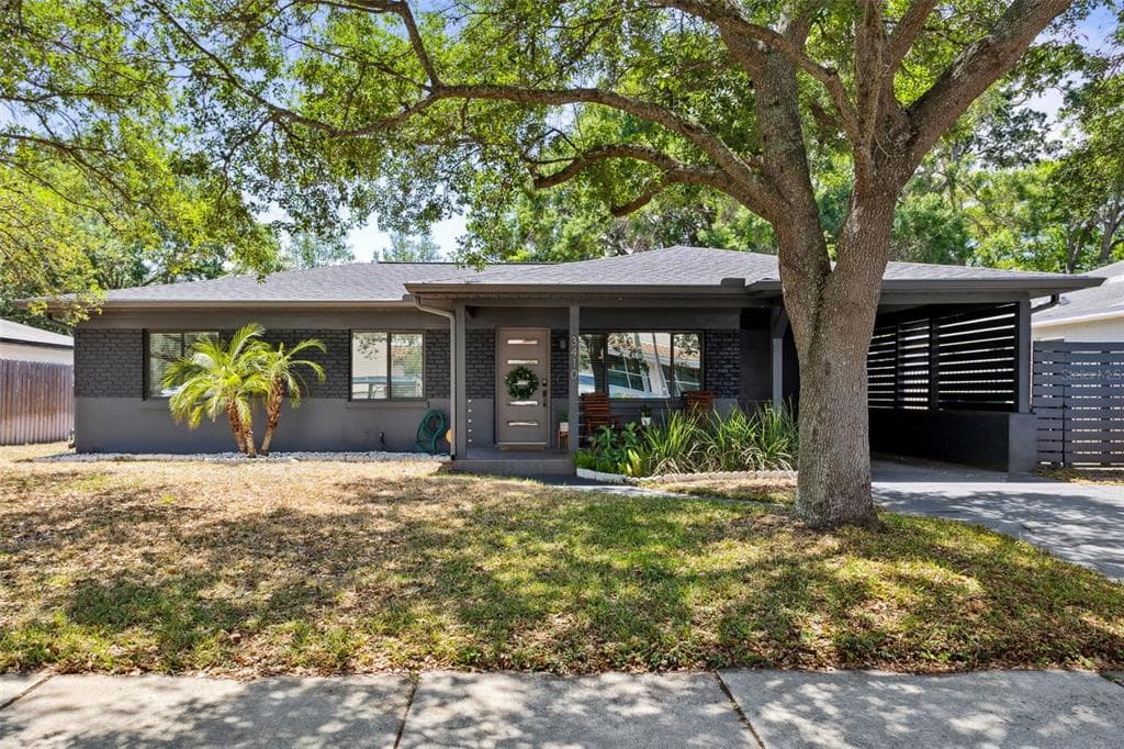 3410 W SWANN AVENUE TAMPA, FL 33609
