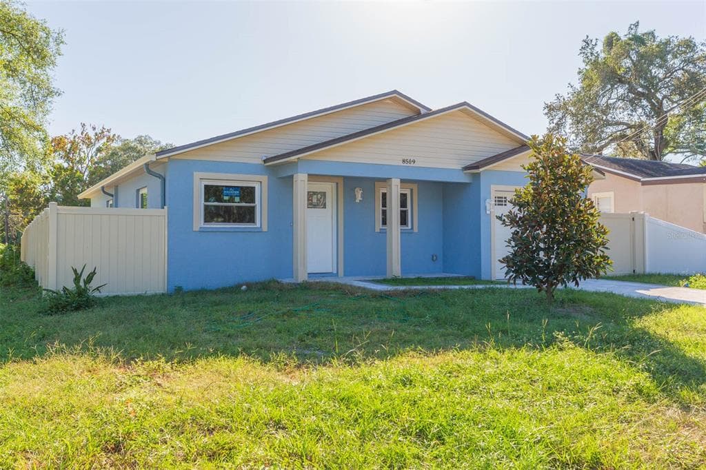 8509 N BRANCH AVENUE TAMPA, FL 33604