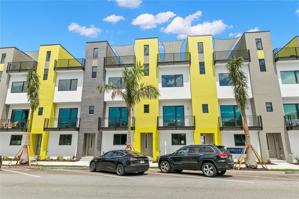 917 ARLINGTON AVENUE N ST PETERSBURG, FL 33705