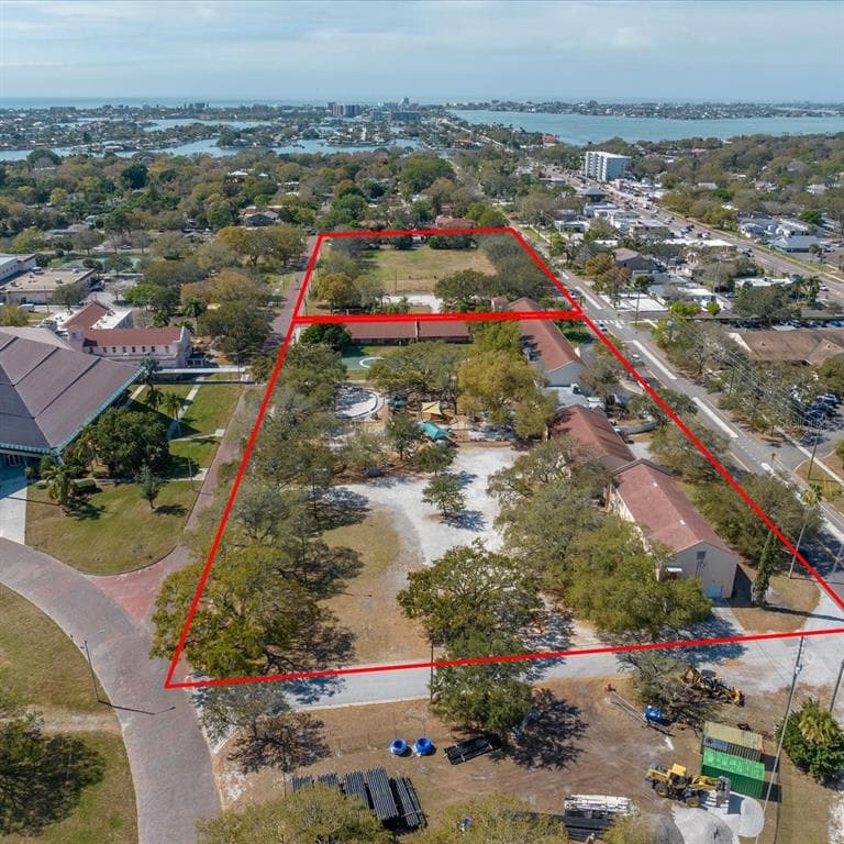6942 1ST AVENUE S ST PETERSBURG, FL 33707
