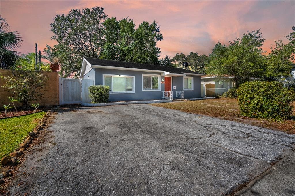 6526 1ST AVENUE S ST PETERSBURG, FL 33707