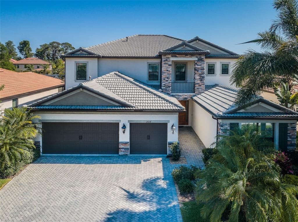 2604 GRAND CYPRESS BOULEVARD