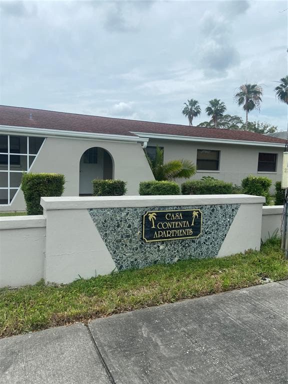 2301 W BAY DRIVE UNIT 2 LARGO, FL 33770