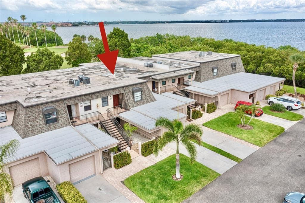 2980 HAINES BAYSHORE ROAD UNIT 136 CLEARWATER, FL 33760