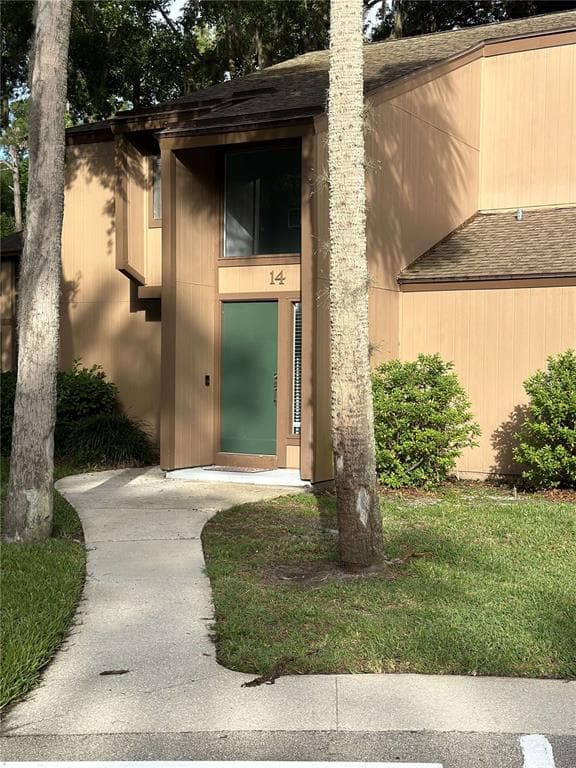 14 MID PINES CIRCLE UNIT 14 PALM COAST, FL 32137