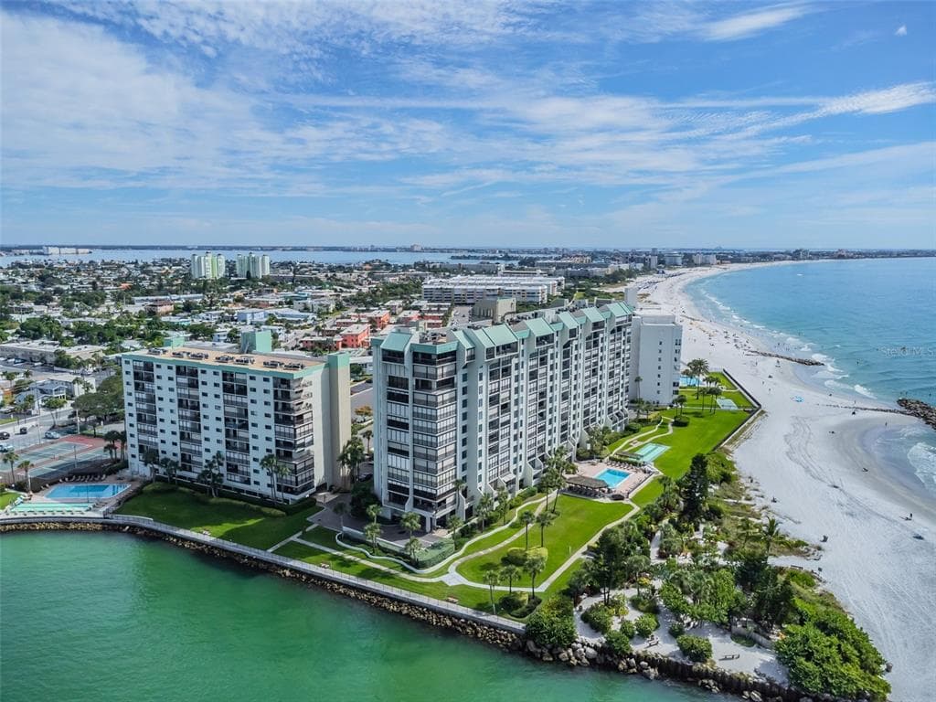7100 SUNSET WAY UNIT 1110 ST PETE BEACH, FL 33706