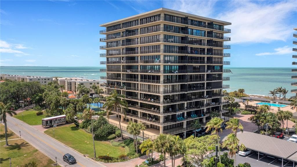 7600 BAYSHORE DRIVE UNIT 901