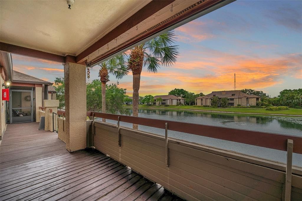 10263 GANDY BOULEVARD N UNIT 2410 ST PETERSBURG, FL 33702