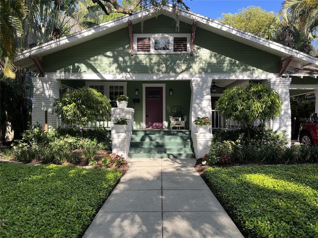 810 S PACKWOOD AVENUE TAMPA, FL 33606