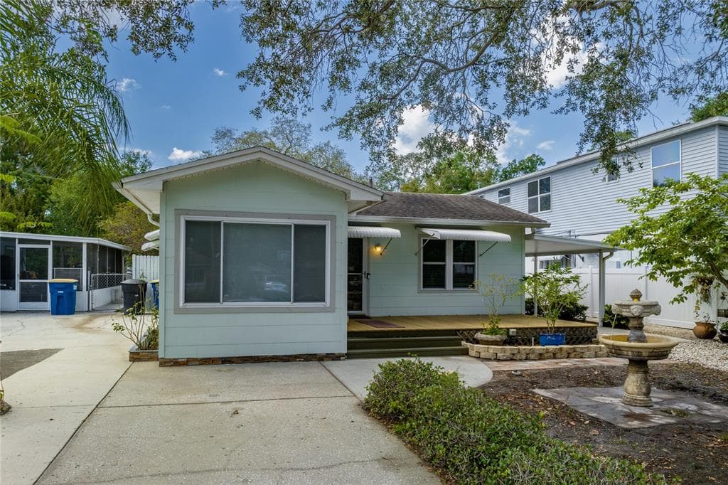 1328 FRIEND AVENUE CLEARWATER, FL 33756