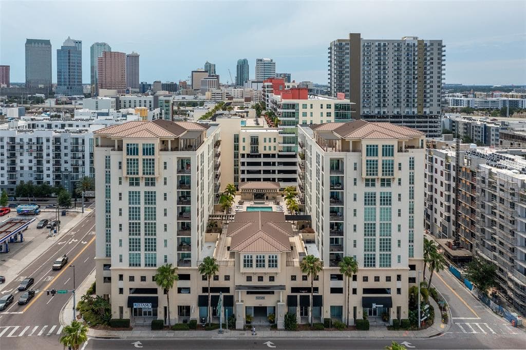 1238 E KENNEDY BOULEVARD UNIT 405