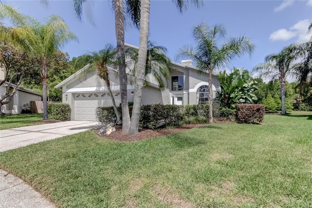 8727 IMPERIAL COURT TAMPA, FL 33635