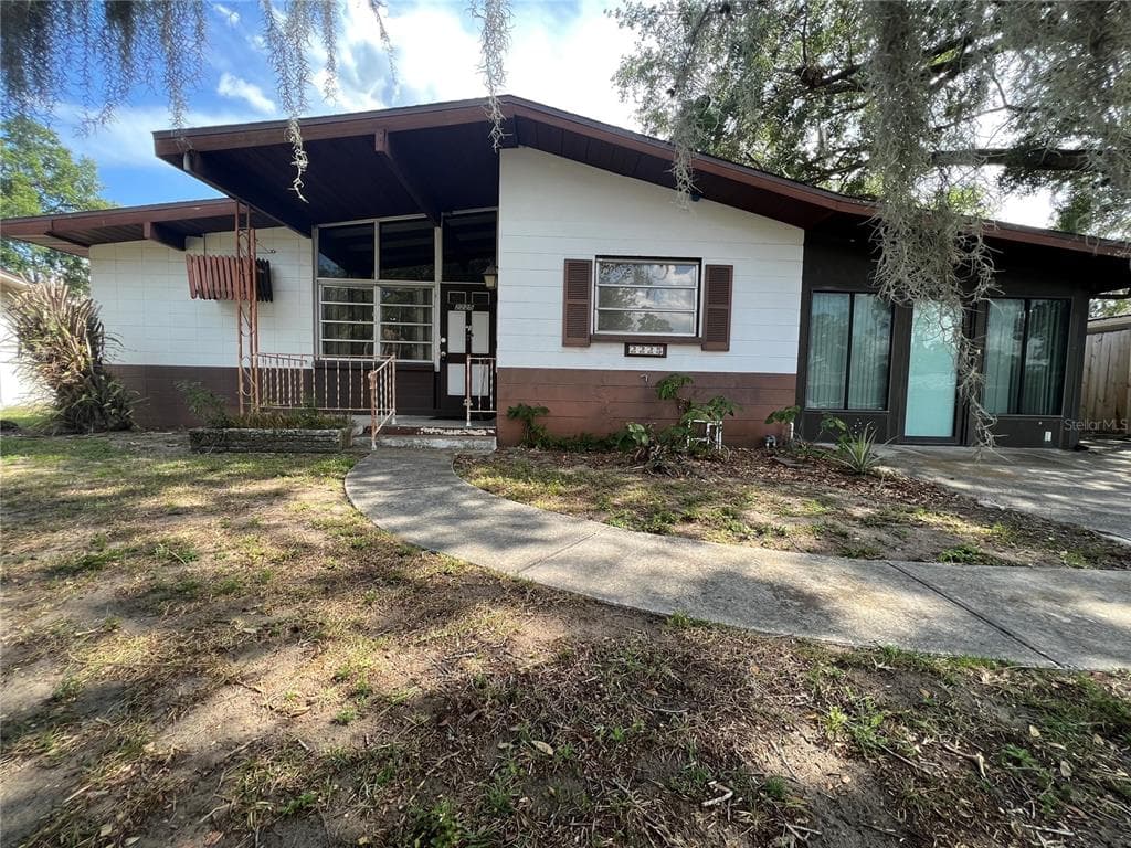 2225 OLNEY ROAD LAKELAND, FL 33801