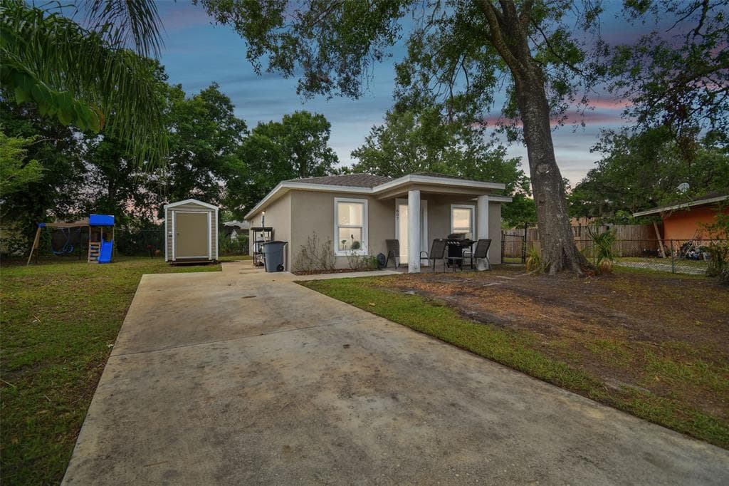 607 CHARTER COURT PLANT CITY, FL 33563